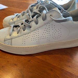 P448 White and Silver Sneakers